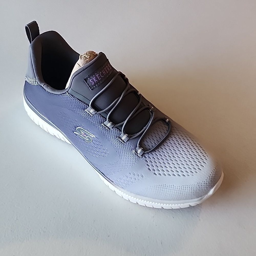 Lightly Used Sketchers Slip on Shoe, Virtue in Charcoal, Size 7.5 Wide